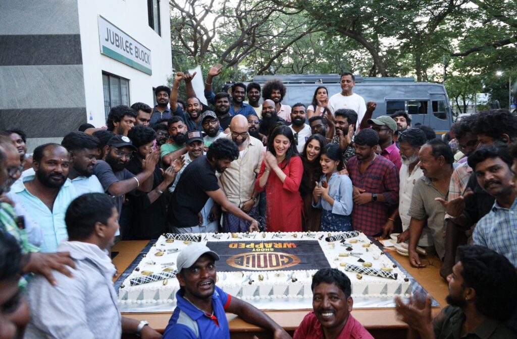 சூப்பர் ஸ்டார் ரஜினிகாந்த் நடித்துள்ள Coolie படப்பிடிப்பு நிறைவுக்கு வந்தது! 2 Coolie Movie Team